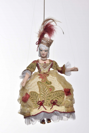 Lady from the Amadeus collection